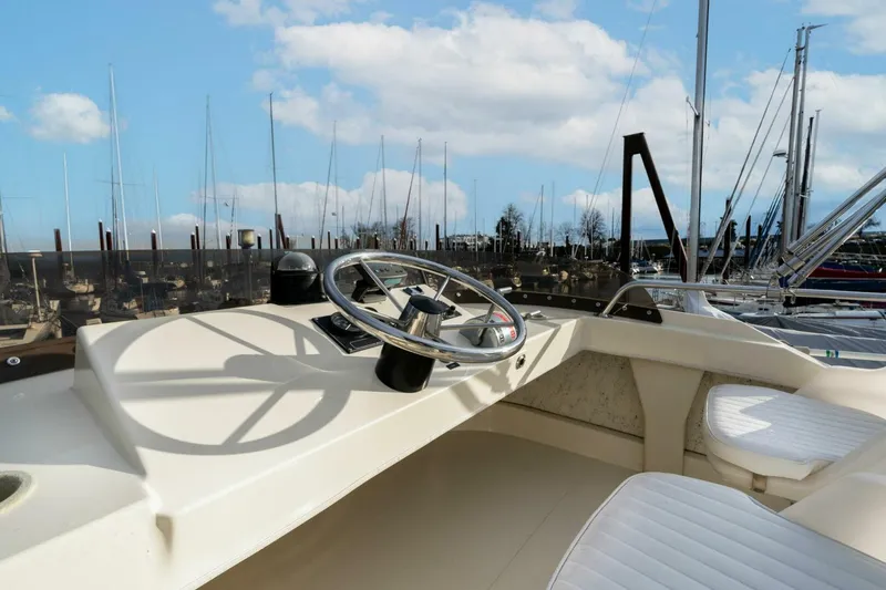 Slide: The Image of Camano 31 1995 - 5124586