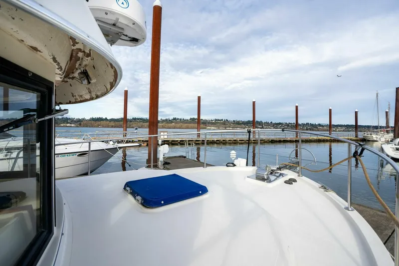 Slide: The Image of Camano 31 1995 - 5124600