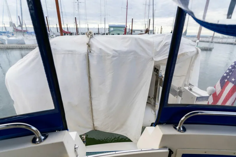 Slide: The Image of Camano 31 1995 - 5124612