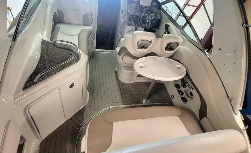 Slide: The Image of Crownline Boats 26 2022 - 5124659