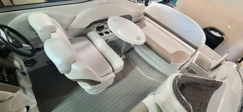 Slide: The Image of Crownline Boats 26 2022 - 5124660