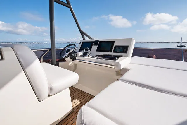 Slide: The Image of Prestige 520 2018 - 71