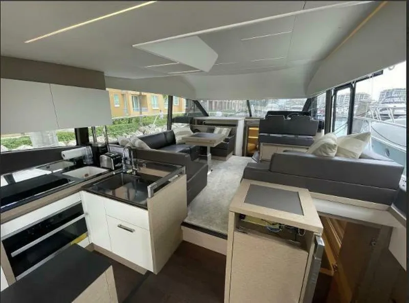 Slide: The Image of Prestige 520 2018 - 5124827