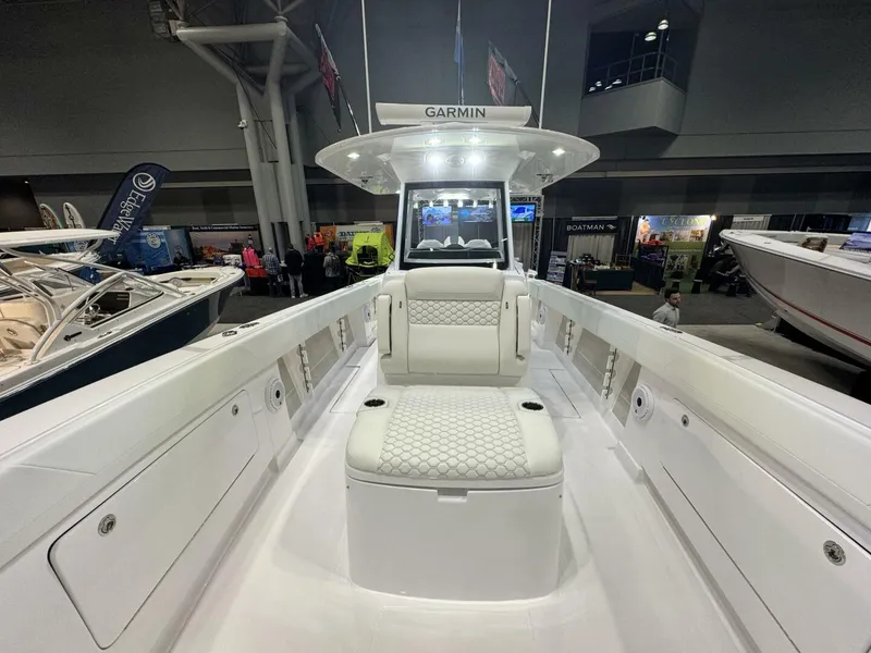 Slide: The Image of 2025 Jupiter 380LS - 5124933