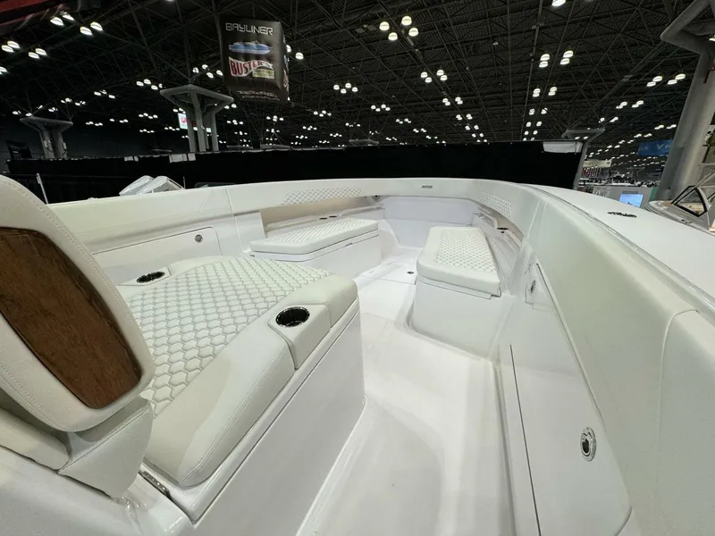 Slide: The Image of 2025 Jupiter 380LS - 5124934