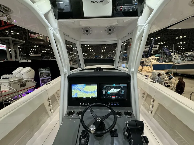 Slide: The Image of 2025 Jupiter 380LS - 5124935