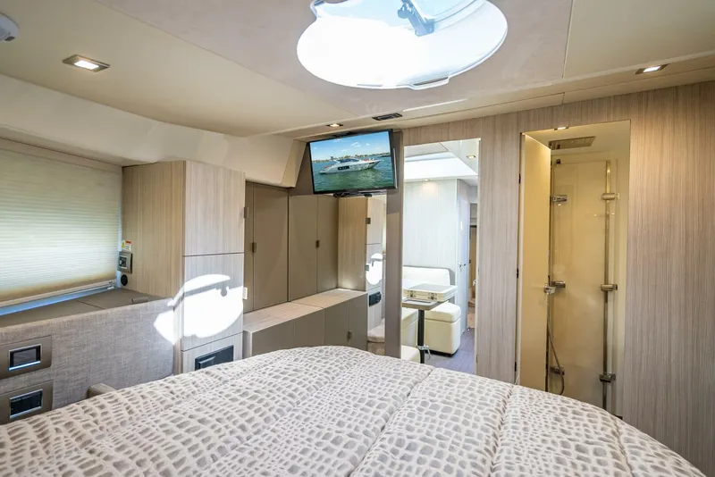 Slide: The Image of Cranchi M44 2021 - 5238444