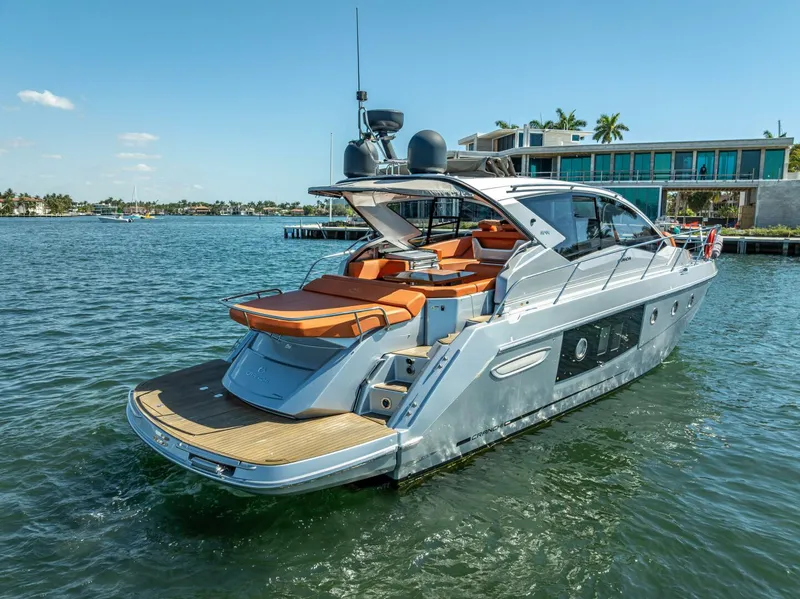 Slide: The Image of Cranchi M44 2021 - 5238436