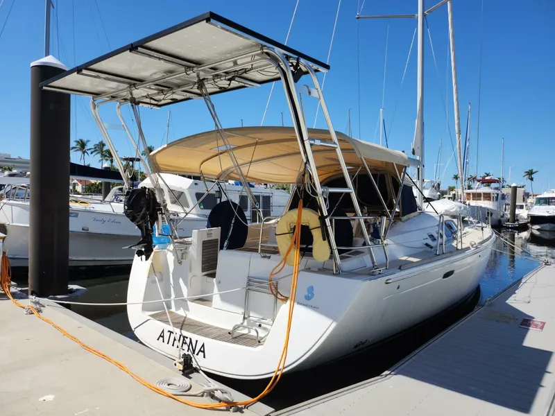 Slide: The Image of Stb Transom Athena, 2011 Beneteau 49 - 5125940