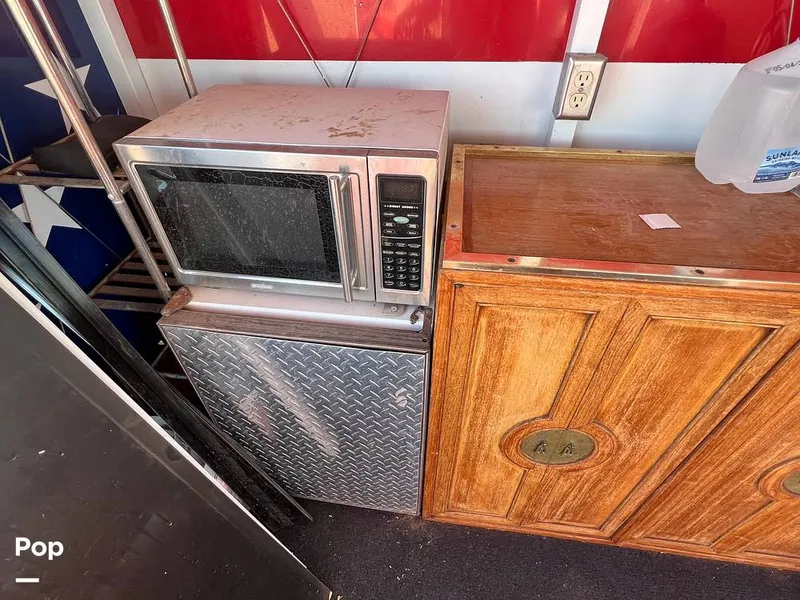 Slide: The Image of Galley - 10585912