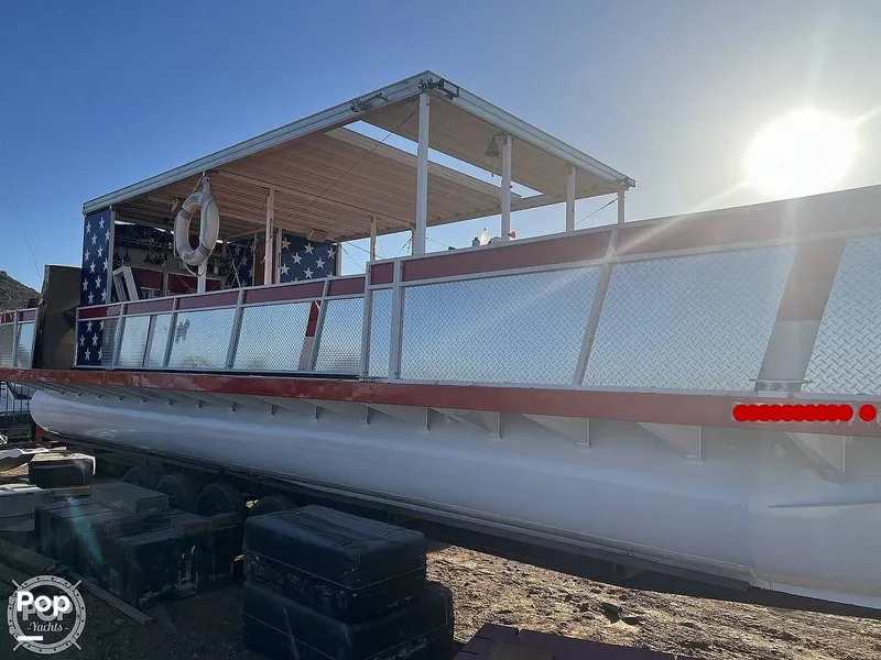 Slide: The Image of Custom Party Barge - 10590368