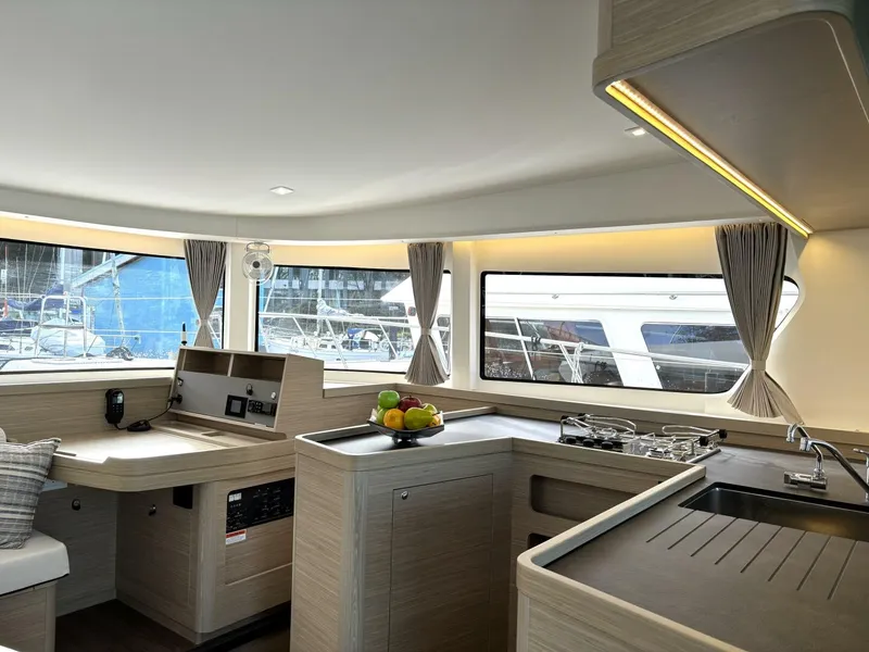 Slide: The Image of Lagoon 42 2024 - 5126984