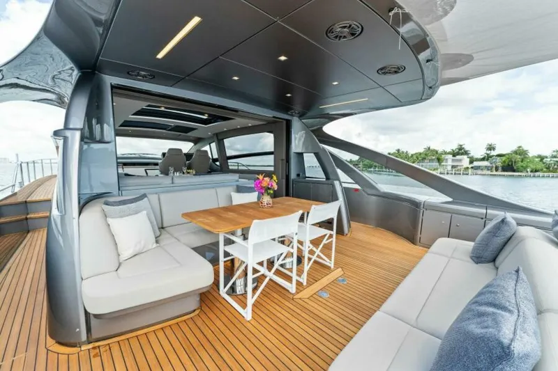 Slide: The Image of Pershing 7X 2022 - 5127023