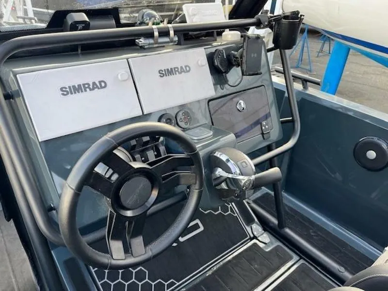 Slide: The Image of XO Boats 250 DFNDR 2022 - 5127109