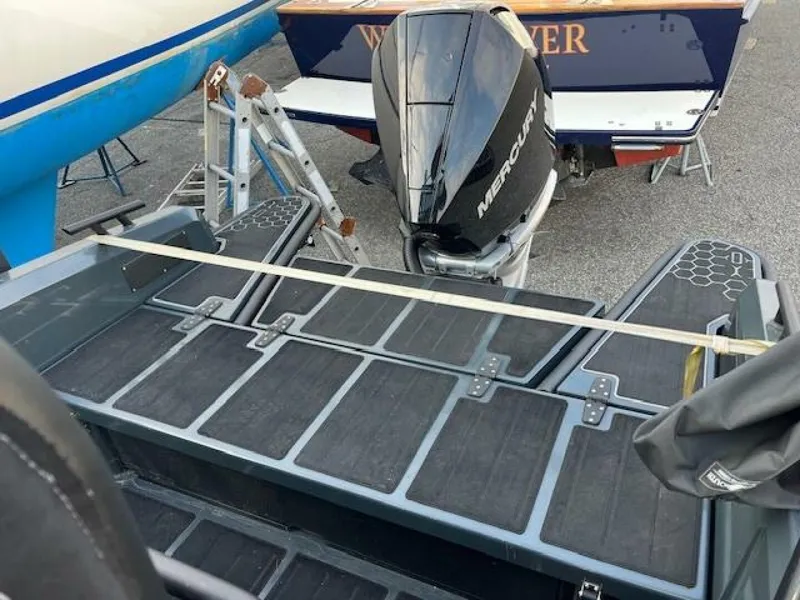 Slide: The Image of XO Boats 250 DFNDR 2022 - 5127117