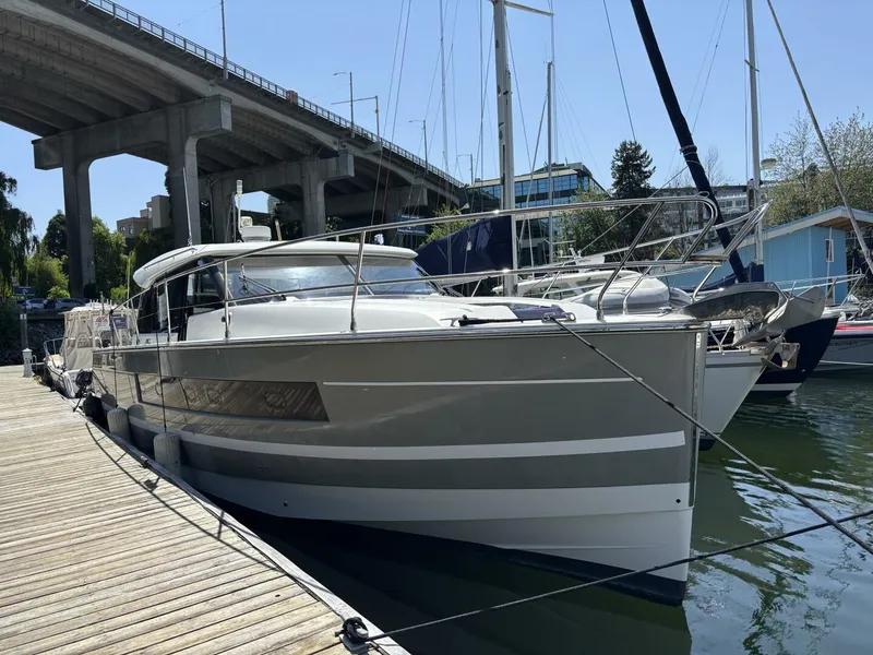 The Image of Jeanneau 45 2014 - 5588775