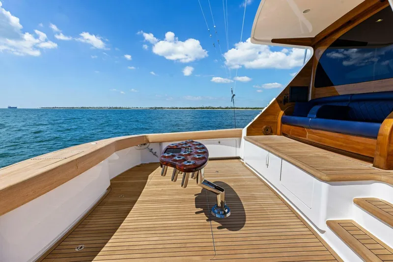 Slide: The Image of Viking 72 Enclosed Bridge 2023 - 5733699