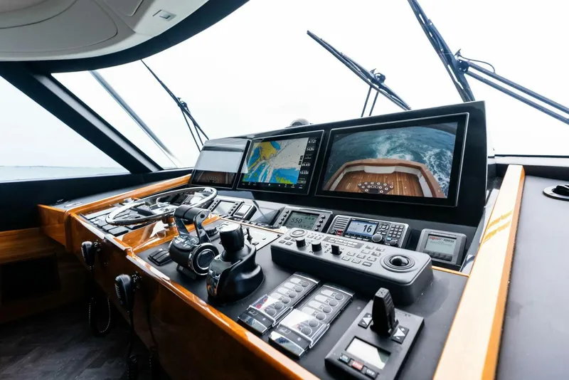 Slide: The Image of Viking 72 Enclosed Bridge 2023 - 5732606