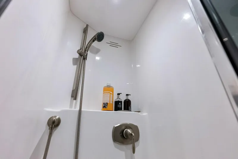 Slide: The Image of Viking 72 Enclosed Bridge 2023 - 5732698