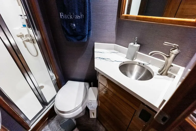 Slide: The Image of Viking 72 Enclosed Bridge 2023 - 5732706