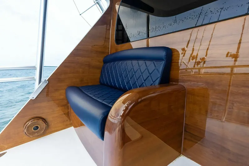 Slide: The Image of Viking 72 Enclosed Bridge 2023 - 5733049