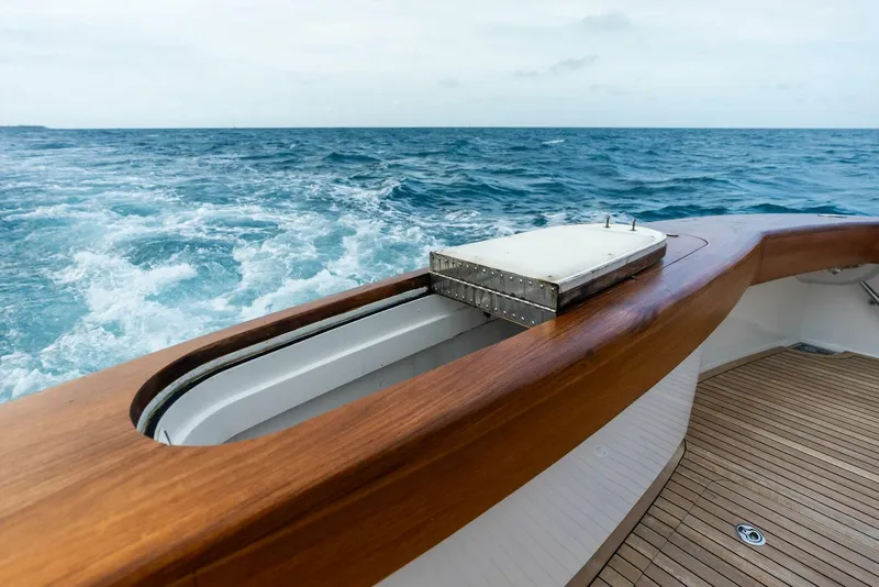 Slide: The Image of Viking 72 Enclosed Bridge 2023 - 5732877