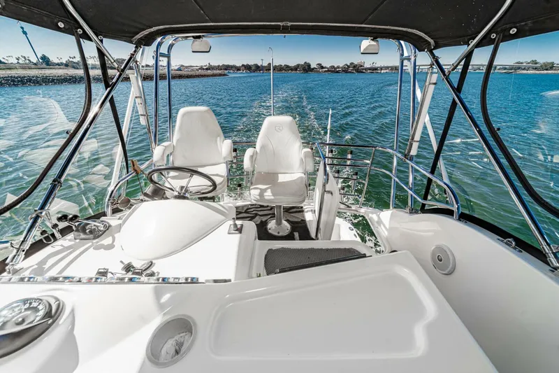 Slide: The Image of 2006 Riviera 33 LIL BREEZY 019 - 5128930