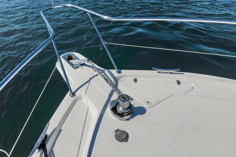 Slide: The Image of 2006 Riviera 33 LIL BREEZY 014 - 5128933