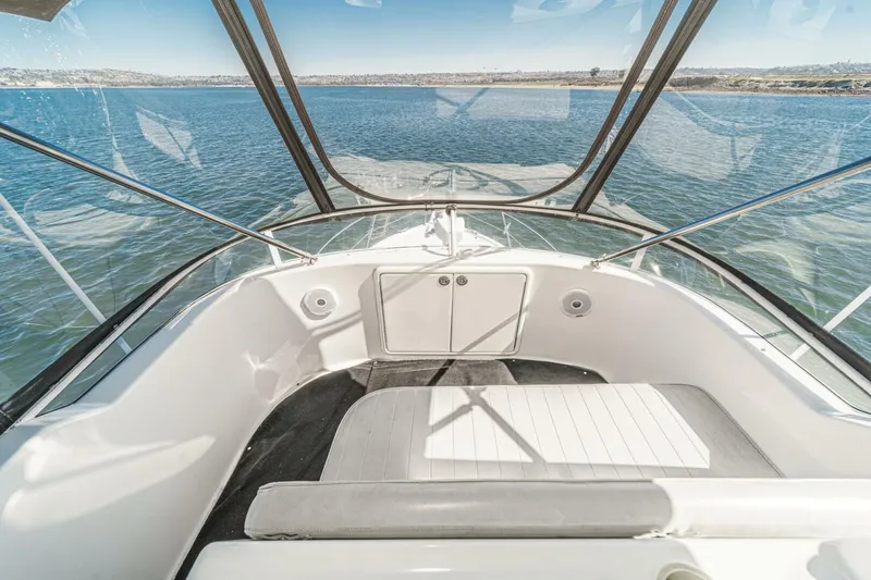 Slide: The Image of 2006 Riviera 33 LIL BREEZY 030 - 5128941