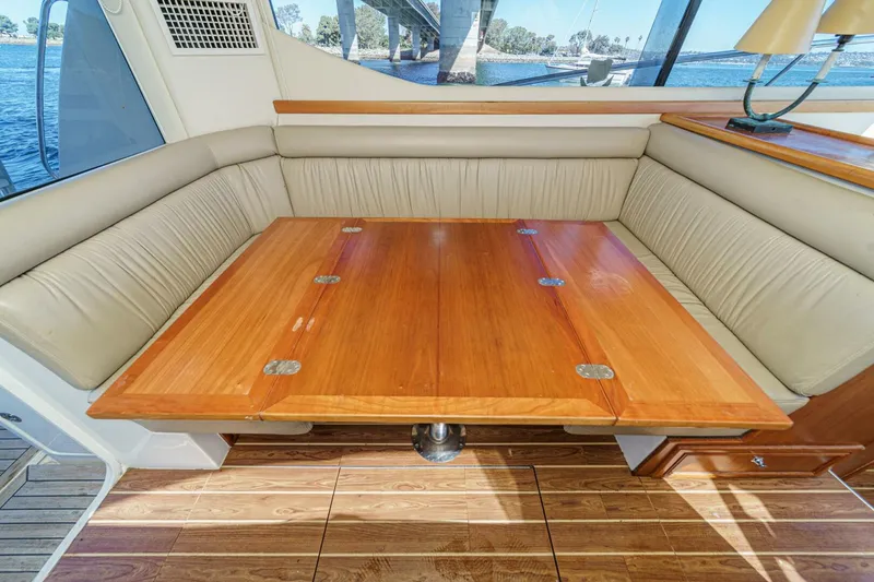 Slide: The Image of 2006 Riviera 33 LIL BREEZY 048 - 5128960