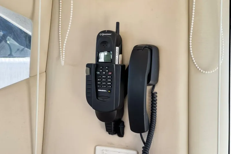 Slide: The Image of 2006 Riviera 33 LIL BREEZY 050 - 5128962