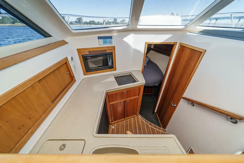 Slide: The Image of 2006 Riviera 33 LIL BREEZY 058 - 5128970