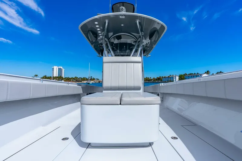 Slide: The Image of Contender 39 2023 - 5128199