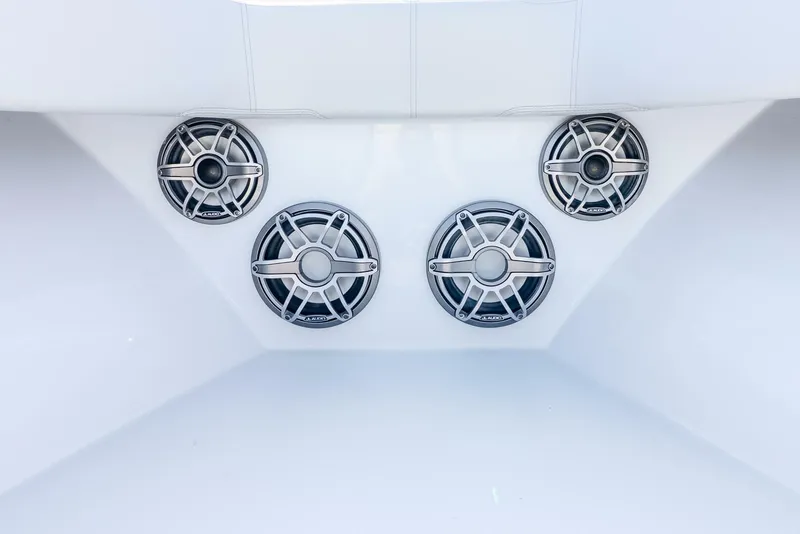 Slide: The Image of Contender 39 2023 - 5128200