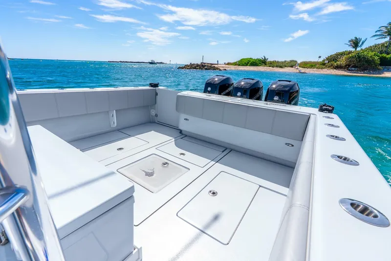 Slide: The Image of Contender 39 2023 - 5128211