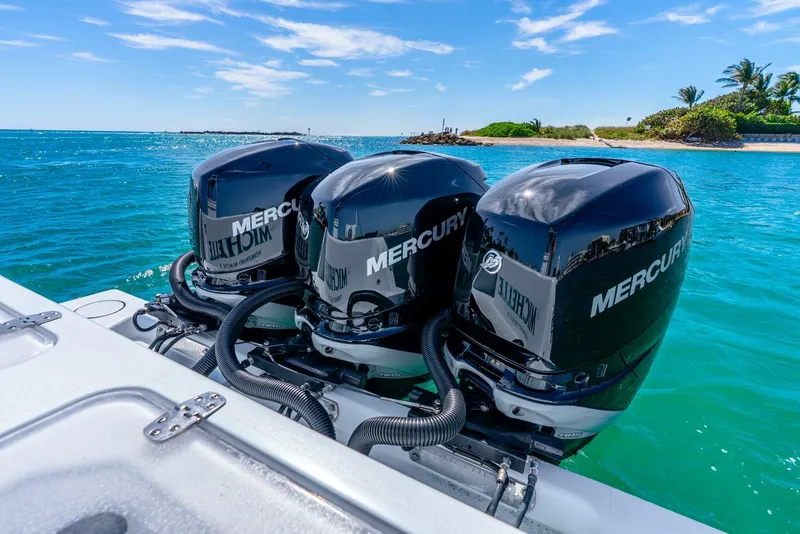 Slide: The Image of Contender 39 2023 - 5128213