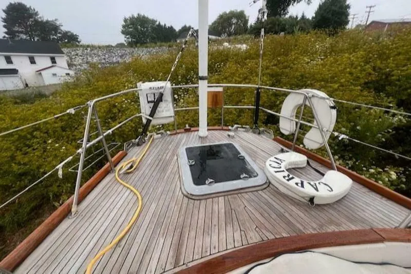Slide: The Image of Alden Aft Cockpit K/CB Sloop 1986 - 5144221