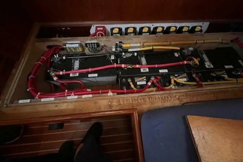 Slide: The Image of Alden Aft Cockpit K/CB Sloop 1986 - 5144227