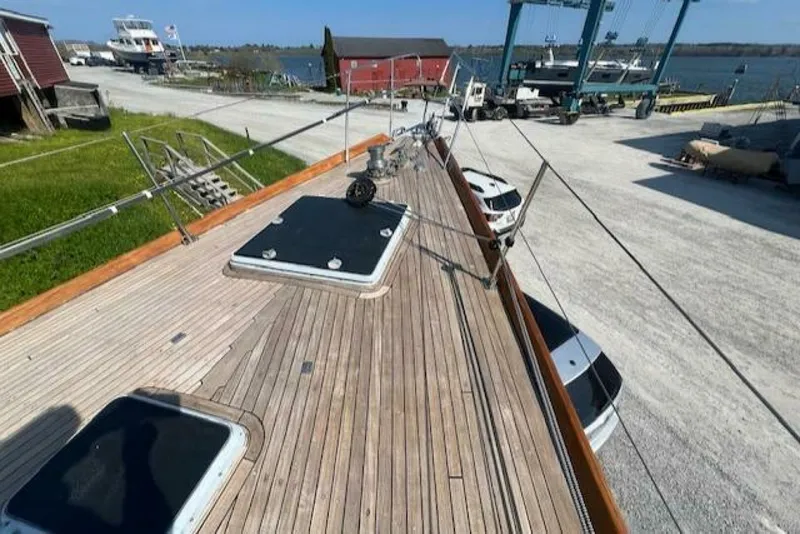 Slide: The Image of Alden Aft Cockpit K/CB Sloop 1986 - 5144234