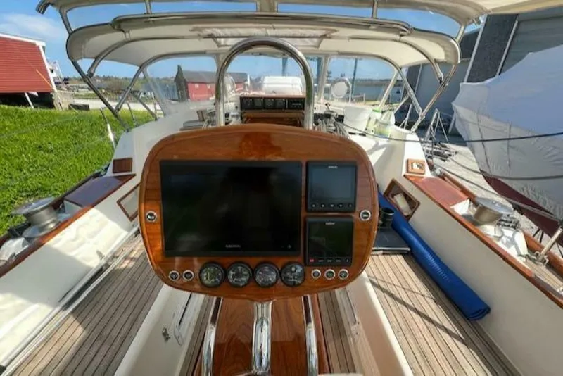 Slide: The Image of Alden Aft Cockpit K/CB Sloop 1986 - 5144243