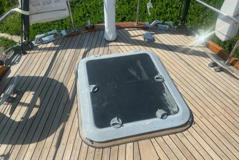 Slide: The Image of Alden Aft Cockpit K/CB Sloop 1986 - 5144245