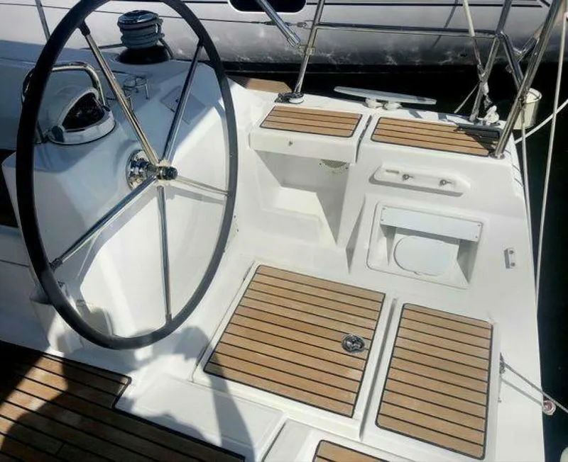 Slide: The Image of Beneteau 41 2015 - 5131189