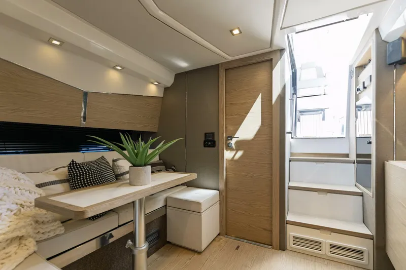 Slide: The Image of 2018 Azimut 40 Verve Loki - 5129068