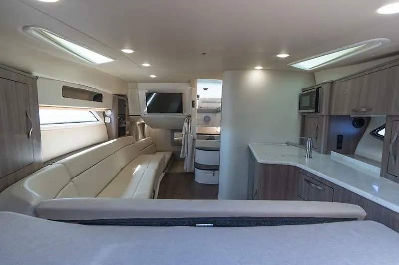 Slide: The Image of 0005348774 - 5598619