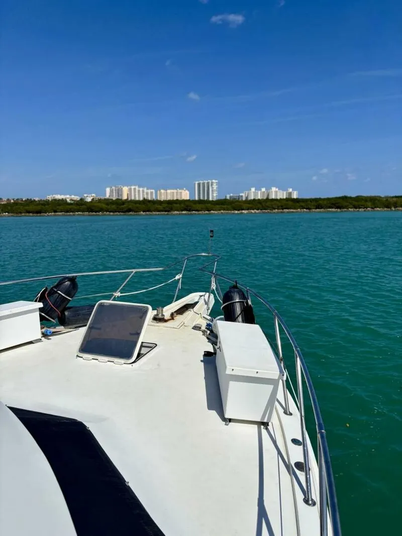 Slide: The Image of Hatteras 52 Cockpit Motor Yacht 1991 - 5129744