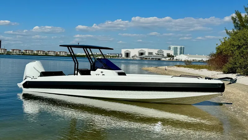 The Image of 2024 Iron 27 Center Console - 5130379