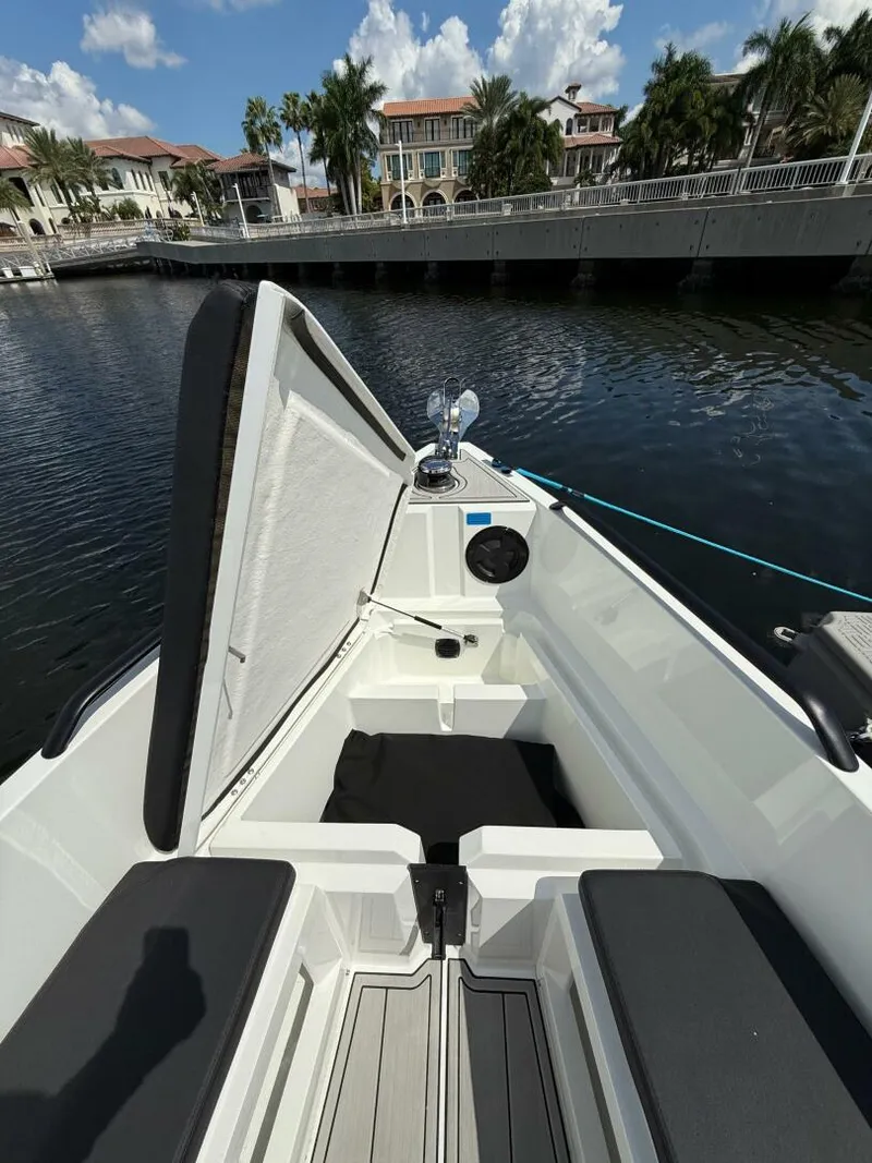 Slide: The Image of 2024 Iron 27 Center Console - 5130406