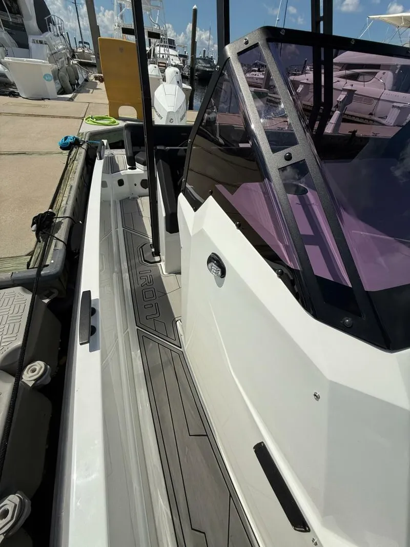 Slide: The Image of 2024 Iron 27 Center Console - 5130408