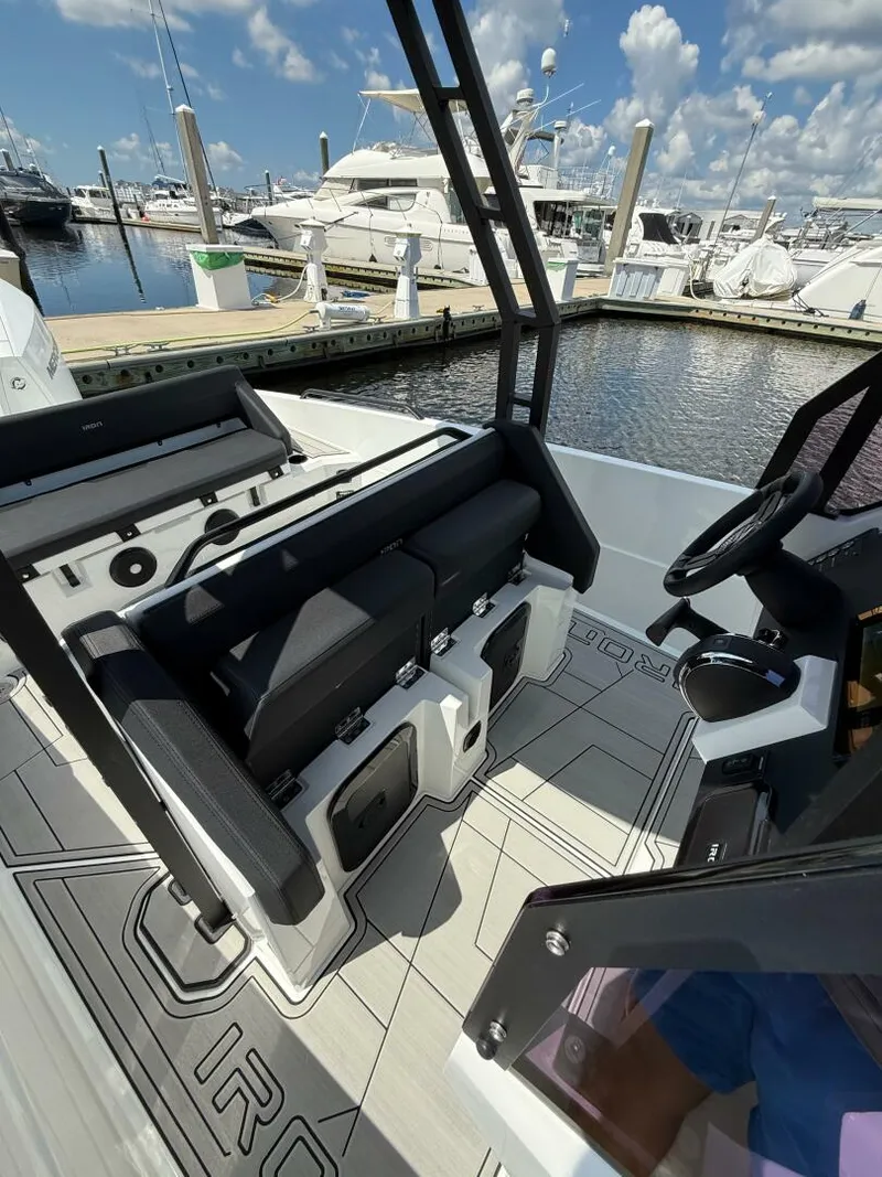 Slide: The Image of 2024 Iron 27 Center Console - 5130409