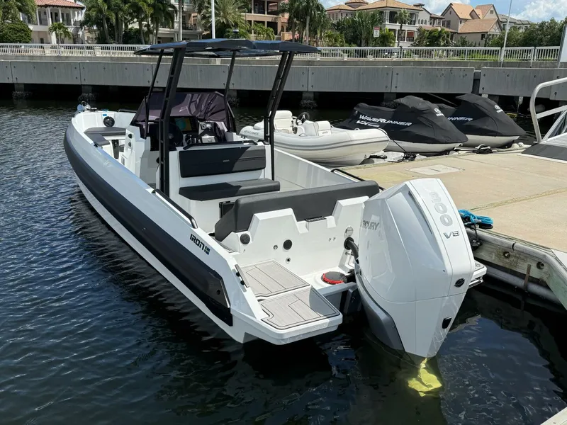 Slide: The Image of 2024 Iron 27 Center Console - 5130385